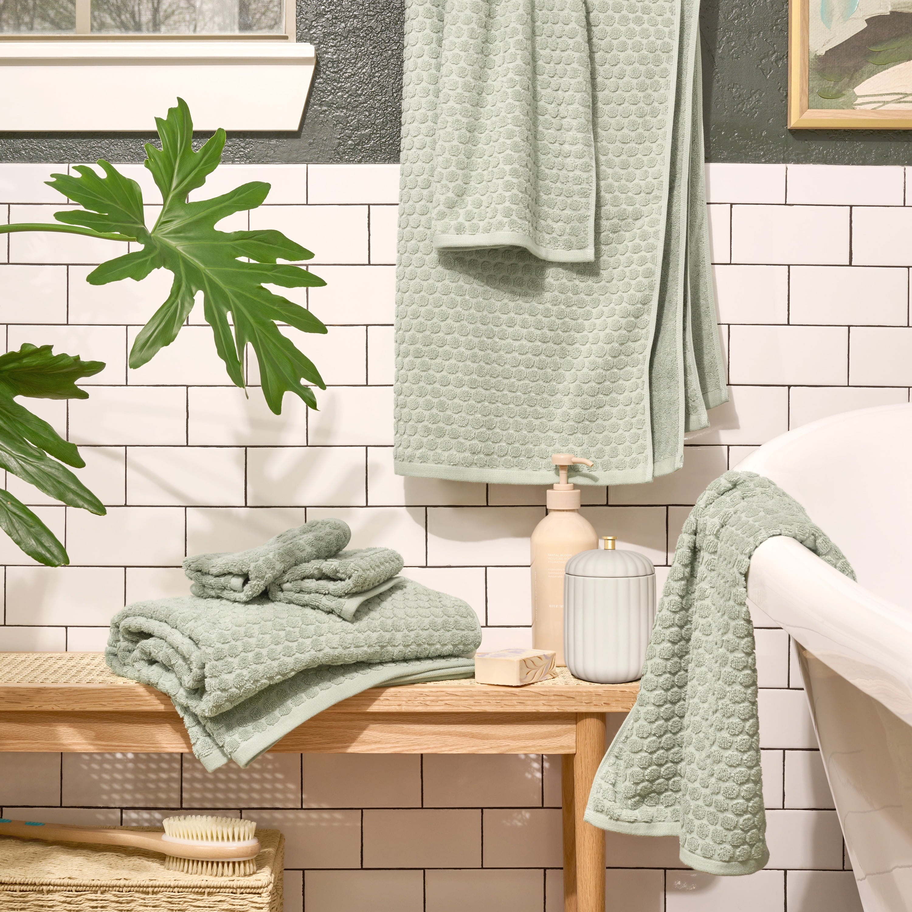6-Piece Dot Bath Towel Set, Soft 100% Cotton, Sage Green - Image 2