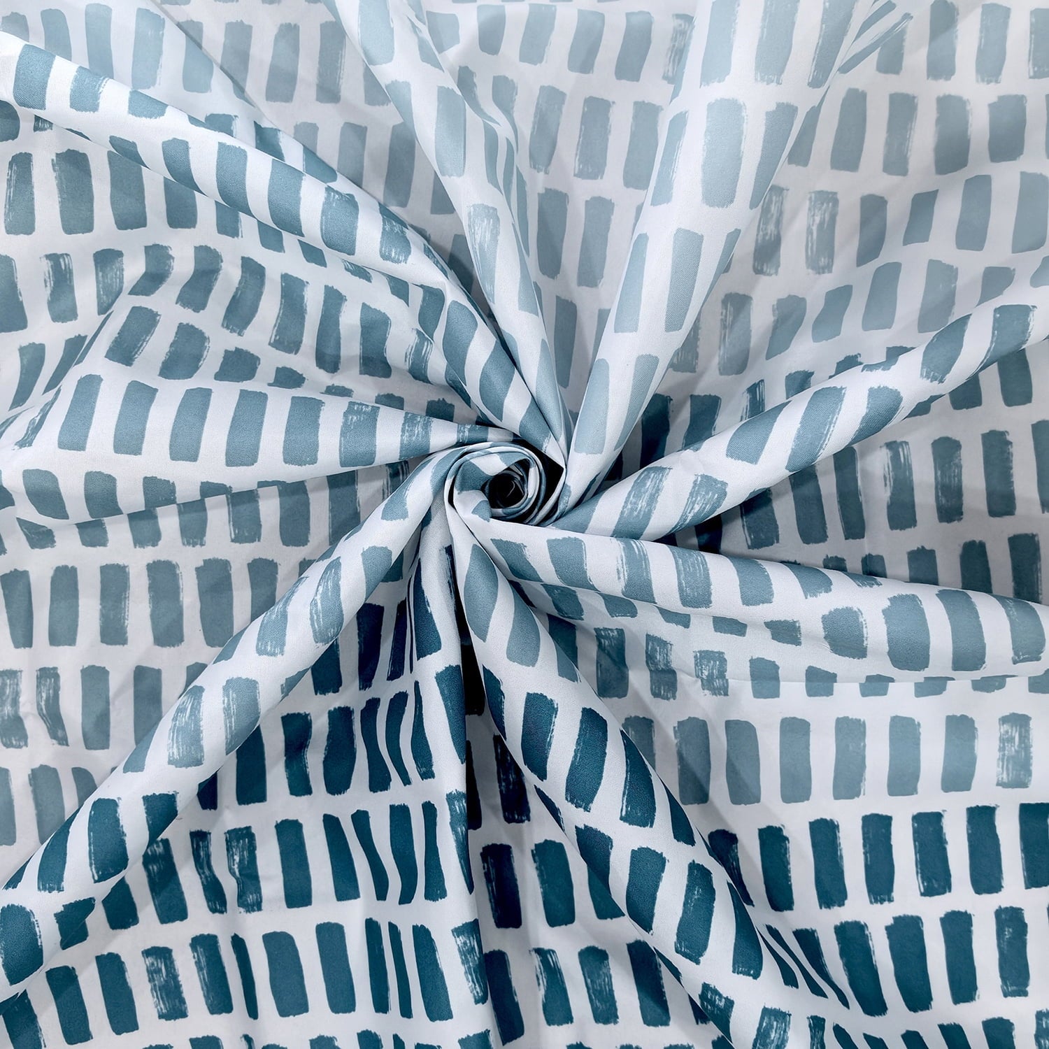 Mainstays 16-Piece Ombre Stripe Shower Curtain Bathroom Set  Blue Fabric Curtain with Rug, Hooks, Soap Dispenser & Tray - Image 6