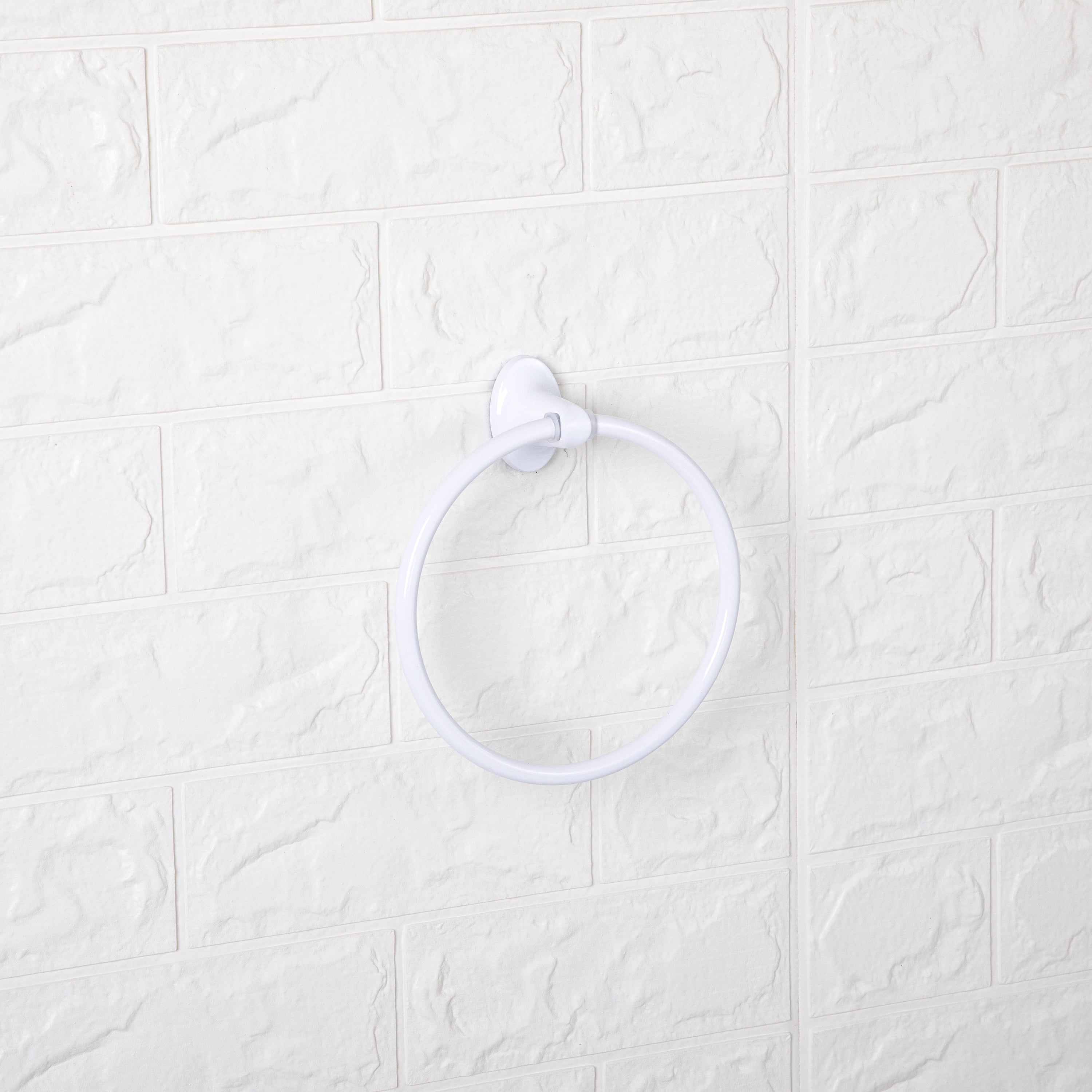 Mainstays Oval Style Steel Wall Mount Towel Holder Ring, White, Vertical Orientation - Image 2