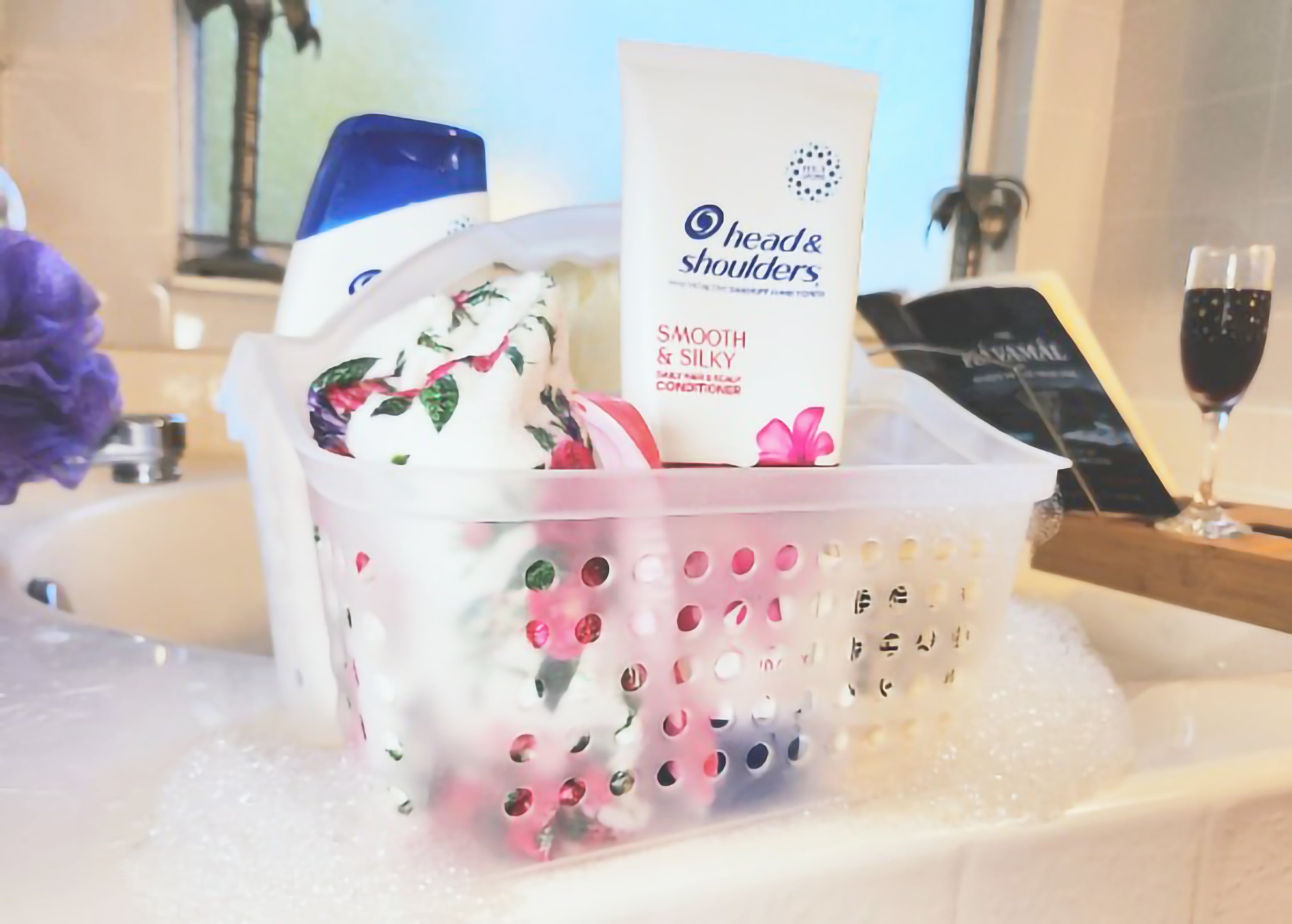 Mainstays Small Portable Shower Caddy Frost Plastic - Image 3