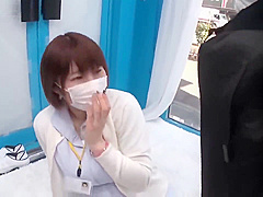 230318看護師が着衣でセックスするg3