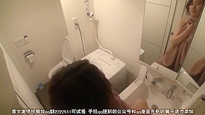 230512お持ち帰りした美女の性交を盗撮c