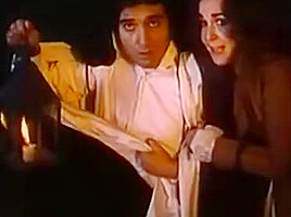 Adriana Vega y Adriana Ozores desnudas en El liguero magico