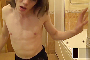 Amateur trans chick masturbating solo