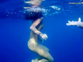 Aneta Is A Wonderful Big Tits Babe Underwater
