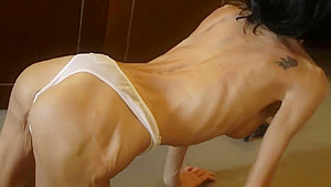 Anorexic Milf Posing 1080p