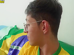 Apostando O Rabo Com O Tio 6 Min With Gay Porn