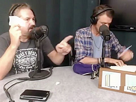 Ari Shaffir asshole bleaching (via Punch Sports)