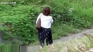 Asian skank caught peeing
