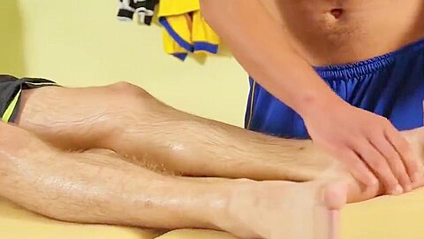 Athletic jock got a handjob and erotic massage from teammate