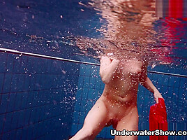 Avenna Video - UnderwaterShow