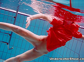 Avenna Video - UnderwaterShow