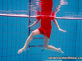 Avenna Video - UnderwaterShow