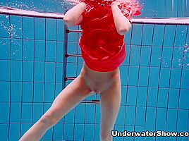 Avenna Video - UnderwaterShow