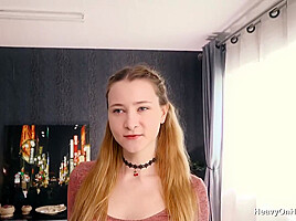 Balloons With Ivi Rein - HeavyOnHotties