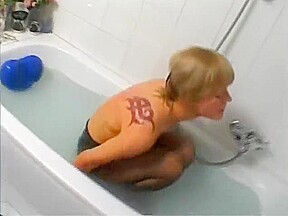 Bath Time - Julia Reaves