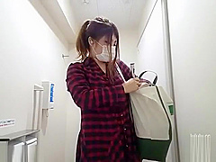 Beautiful Japanese girl outdoor orgasms and flashing webcam