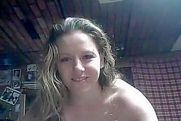 Beauty babe doing a blowjob