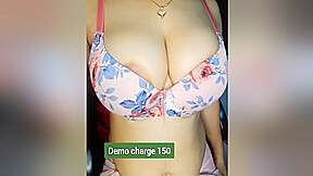 Bhabhi Tight Pussy Showing Webcam