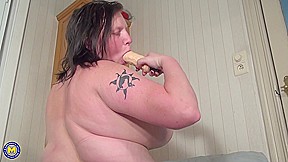 Big Breasted Mature Slut Playing With Her Toy - MatureNL