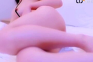 Big Oiled Ass Rides A Dildo Gets Loud Orgasm