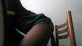 Big booty fuck by a cucumber