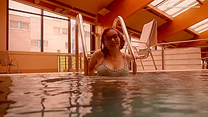 Biggest Floating Tits Of Dashka Underwater