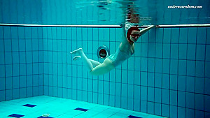 Biggest Floating Tits Of Dashka Underwater
