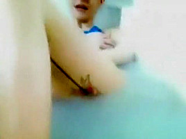 Bigtits Emo Viorotica dildoing in the bathroom