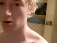 Boycam 18yo Shows Himself In His Room