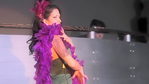 Burlesque Strip SHOW 270 BiBi Dazzle
