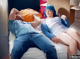 Busty babe gf cheats back on her bf and lets buyer fuck her