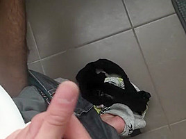 CUM ON MY Step sisters PANTIES