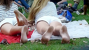 Candid blonde soles in the park!