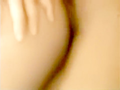 Caroline's wet cunt creamed on