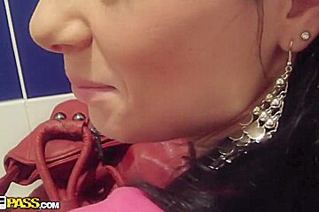 CashForSexTape Ella - Mark 7 - Hot couple on th