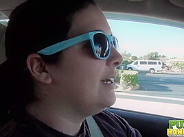 Cassidy Bliss gives a handjob in the back seat of a car - Public Handjobs