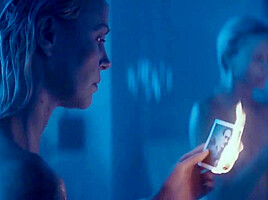 Charlize Theron, Sofia Boutella - Lesbian sex with younger girl - Atomic Bl