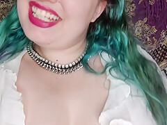 Chubby Girlfriend Squirts Hairy Pussy Gape For You