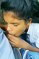 College Girl Se Apna Lund Chuswaya