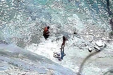 Couple fucking at beach