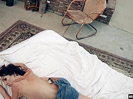 Creampie Split - Starring: Emily Blacc - PornFidelity