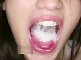 Cum Eating