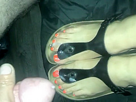 Cum on toes/Sandles