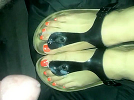 Cum on toes/Sandles