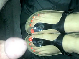 Cum on toes/Sandles