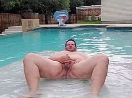Cum swimming with me
