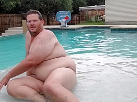Cum swimming with me