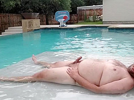 Cum swimming with me