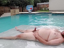 Cum swimming with me